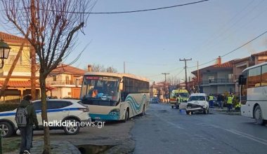 Νέο ατύχημα με βαν που συγκρούστηκε μετωπικά με λεωφορείο στην Χαλκιδική!