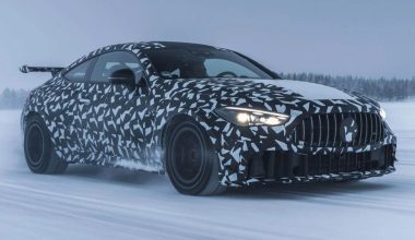 Mercedes-AMG CLE: Έρχεται με flat plane V8 και 650+ ίππους