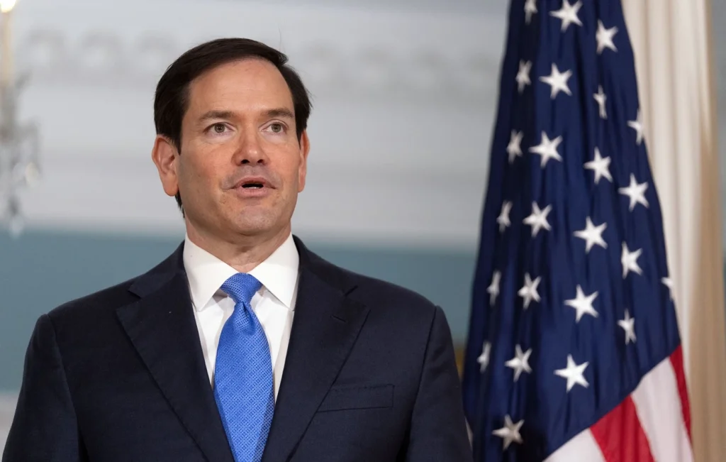 Μ.Ρούμπιο για Ιράν: «Η κυβέρνηση του Χαμενεΐ πιθανώς πιο αδύναμη από ποτέ»