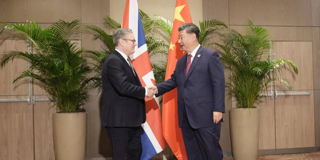 Βρετανική γεωπολιτική «στροφή»: Ο Κ.Στάρμερ μετά τους Ε.Μακρόν-Μ.Κάρνεϊ πήγε και αυτός Κίνα – Ακολουθεί ο Φ.Μερτς