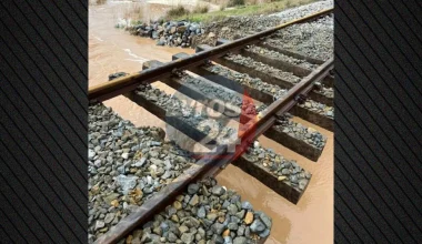 «Έσπασαν» σιδηροδρομική γραμμή στον Έβρο για να μην πλημμυρίσει ο Απαλός (φωτό)