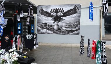 Σε εξέλιξη η μεταφορά με C-130 των σορών των επτά οπαδών του ΠΑΟΚ από την Τιμισοάρα στη Θεσσαλονίκη