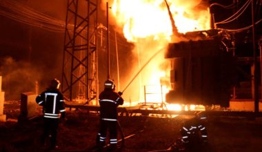 Ουκρανικά ΜΜΕ παραδέχονται ότι οι Ρώσοι καταστρέφουν υποδομές λόγω επιθέσεων σε ρωσικά διυλιστήρια