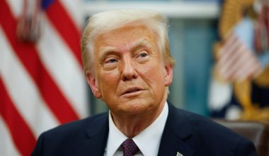 Ο Ν.Τραμπ με διάταγμα επιβάλει δασμούς σε όσους δίνουν πετρέλαιο στην Κούβα