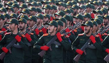 Η Τεχεράνη απειλεί με «συνέπειες» την ΕΕ για τους «Φρουρούς της Επ;ανάστασης»