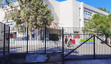 Μελίσσια: 8χρονος μαθητής τραυματίστηκε σοβαρά όταν γλίστρησε σε νερά που έσταζαν στο σχολείο του