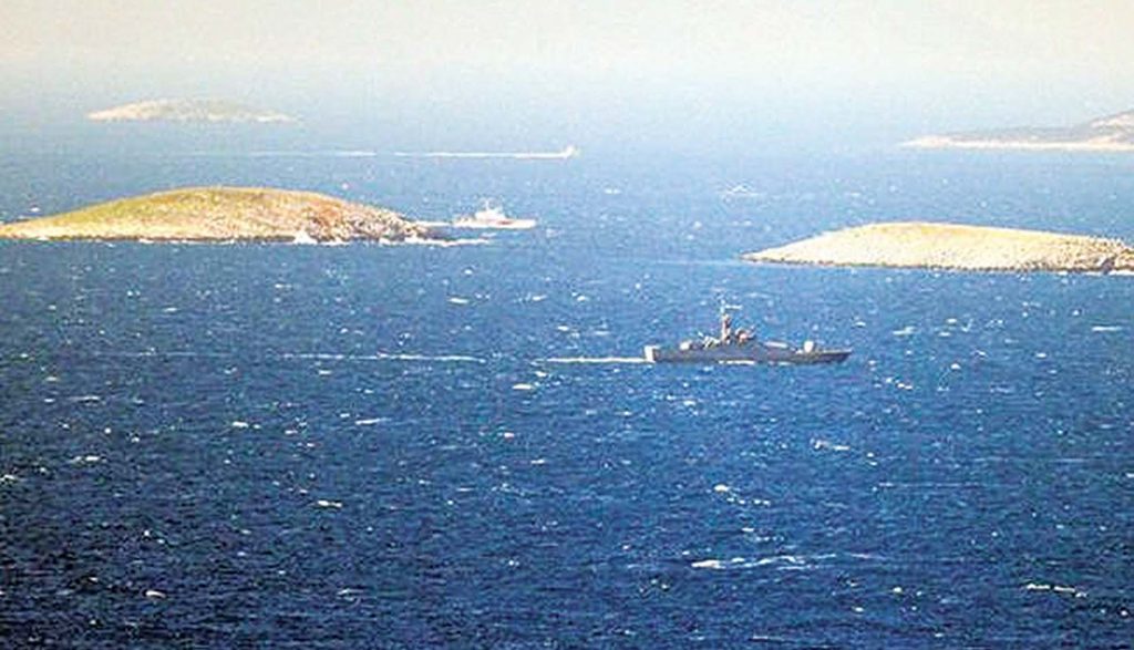 «Έχει κόκκινη σημαία και ανθρώπους σίγουρα»: Η τελευταία συνομιλία πριν τη συντριβή του ελικοπτέρου στα Ίμια