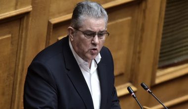 Ο Δημήτρης Κουτσούμπας επανεκλέχθηκε ομόφωνα Γενικός Γραμματέας του ΚΚΕ