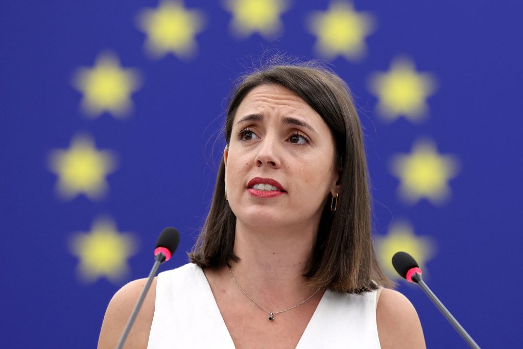 Irene Montero: «Θέλουμε και άλλους αλλοδαπούς στην Ισπανία – Πρέπει να τους δοθεί και δικαίωμα ψήφου»