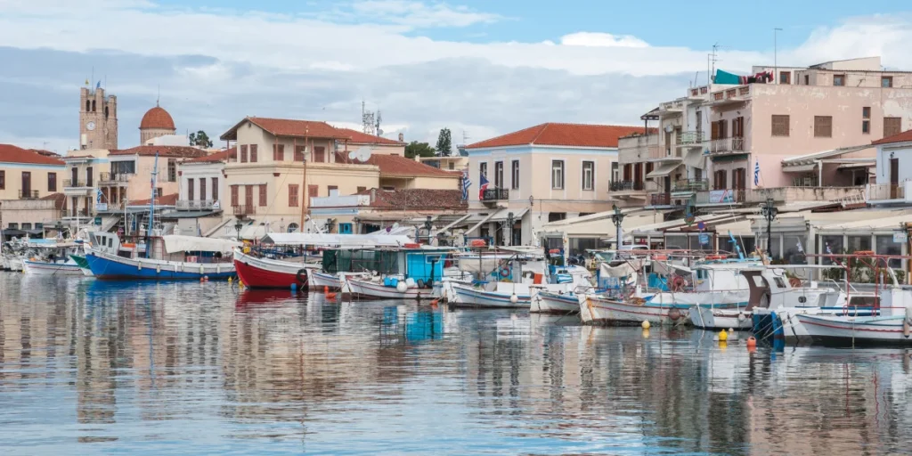 Αίγινα: Aκατάλληλο για όλες τις χρήσεις κρίθηκε το νερό στο νησί – Τι δείχνουν οι αναλύσεις
