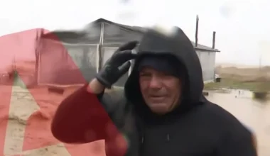 Κακοκαιρία: Παντοπώλης στον Αγιόκαμπο Λάρισας είδε την περιουσία του να «χάνεται» και ξέσπασε σε κλάματα (βίντεο)