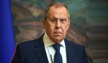 Σ.Λαβρόφ: «Δώσαμε όπλα, εφόδια, χρυσό και χρήματα στους Τούρκους το 1922 για να νικήσουν τους Έλληνες»