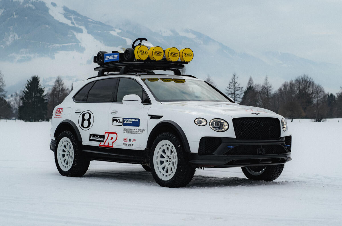 Η Bentley Bentayga αγριεύει και ξαμολιέται στα λαγκάδια