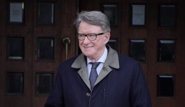 Βρετανός βουλευτής παραιτείται λόγω διασυνδέσεων με τον Έπσταϊν