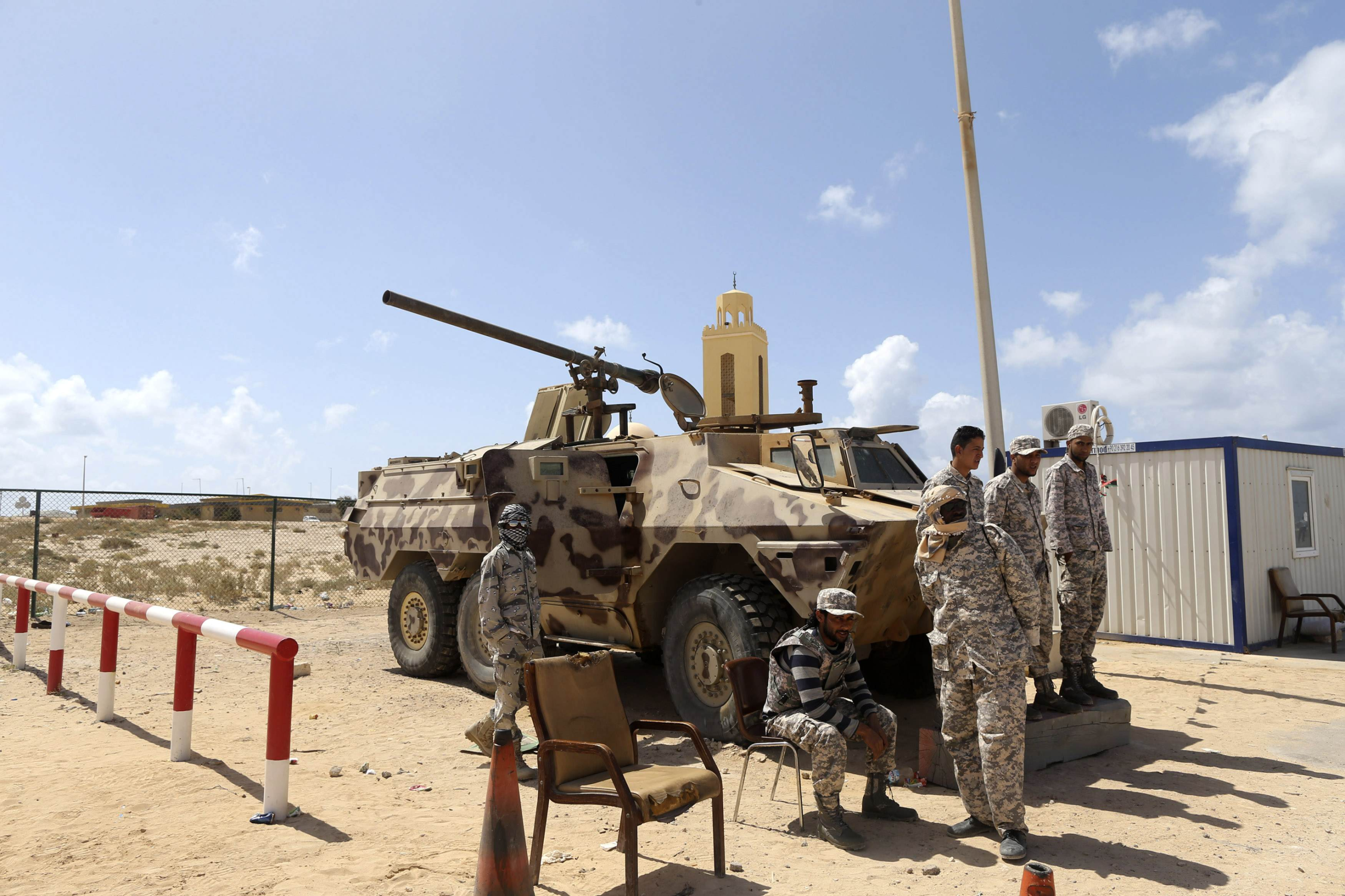 Λιβύη: Τρεις νεκροί από τις συγκρούσεις των δυνάμεων του Χάφταρ με ομάδες ενόπλων στα σύνορα με τον Νίγηρα