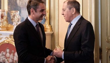 Τι σημαίνει για την Ελλάδα το «μήνυμα» του Ρώσου ΥΠΕΞ Σεργκέι Λαβρόφ για το 1922