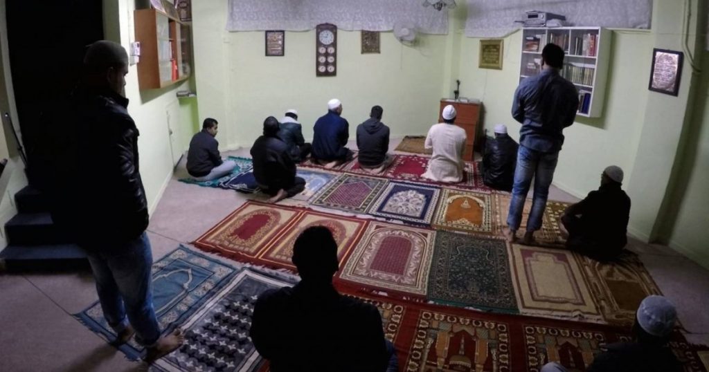 Θ.Πλεύρης: «Τέλος στα αδήλωτα και παράνομα τζαμιά»