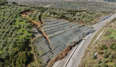 Άρτα: 200 μέτρα είναι το μήκος του ρήγματος πάνω από την Ιόνια Οδό!