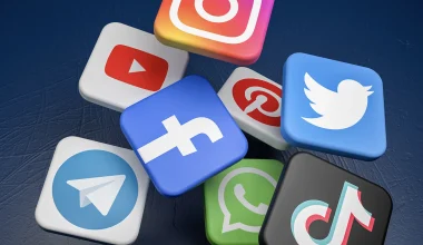 Reuters:Την απαγόρευση των social media για παιδιά κάτω των 15 ετών θα ανακοινώσει «σύντομα» η Ελλάδα