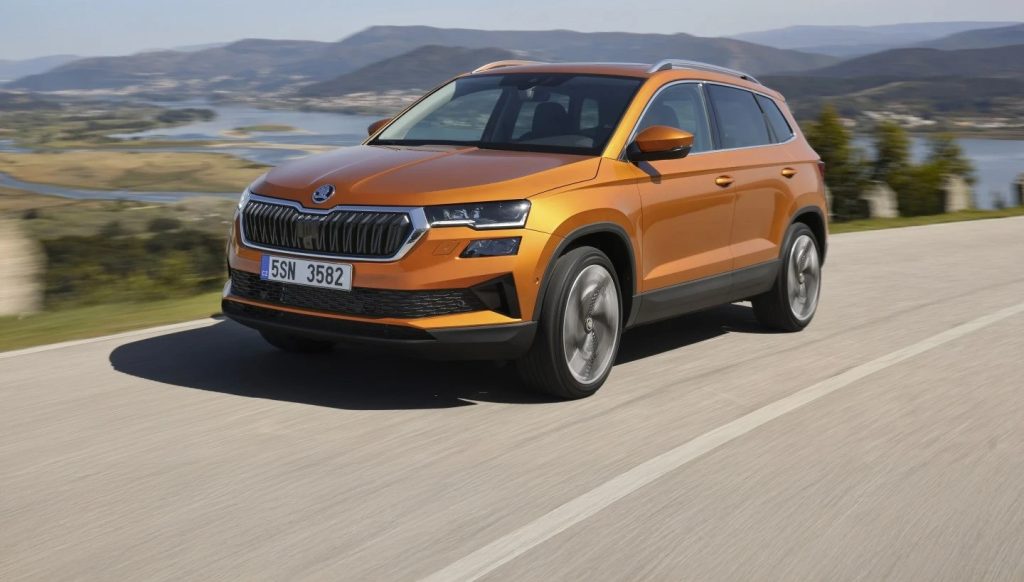 Škoda Karoq: Αλλάζει γενιά και γίνεται υβριδικό