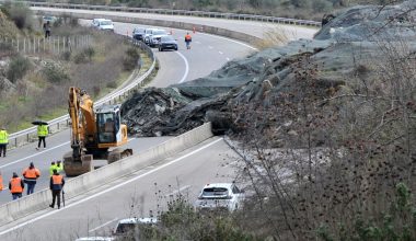 Ε.Λέκκας για κατολίσθηση στην Ιόνια Οδό: «Το θετικό είναι ότι δεν επηρεάστηκε το οδόστρωμα»