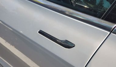 Η Κίνα βάζει «τέλος» στις χωνευτές χειρολαβές στις πόρτες ηλεκτρικών αυτοκινήτων