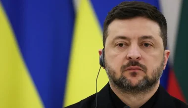 Β.Ζελένσκι: «Αν οι ΗΠΑ και η Ευρώπη δεν μπορούν να σταματήσουν τα ρωσικά πλήγματα πώς θα εγγυηθούν την ειρήνη;»