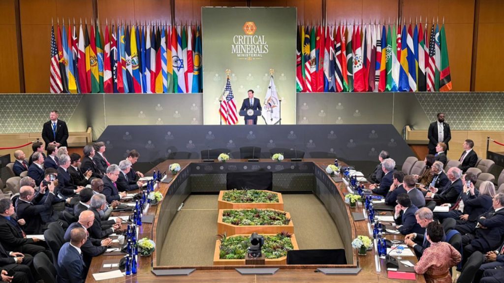 ΕΕ, ΗΠΑ και Ιαπωνία υπέγραψαν σημαντική συμφωνία για τα κρίσιμα ορυκτά για να απεξαρτηθούν από την Κίνα