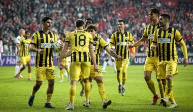 ΔΕΑΒ: Τιμώρησε την ΑΕΚ με μια αγωνιστική κεκλεισμένων των θυρών για τη ρίψη αντικειμένων στο ματς με τον Ολυμπιακό