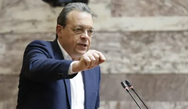 Ο Σ.Φάμελλος για το πρόγραμμα του ΣΥΡΙΖΑ και με «αιχμές» για την Μ.Καρυστιανού: «Δεν θέλει τις Πρέσπες»