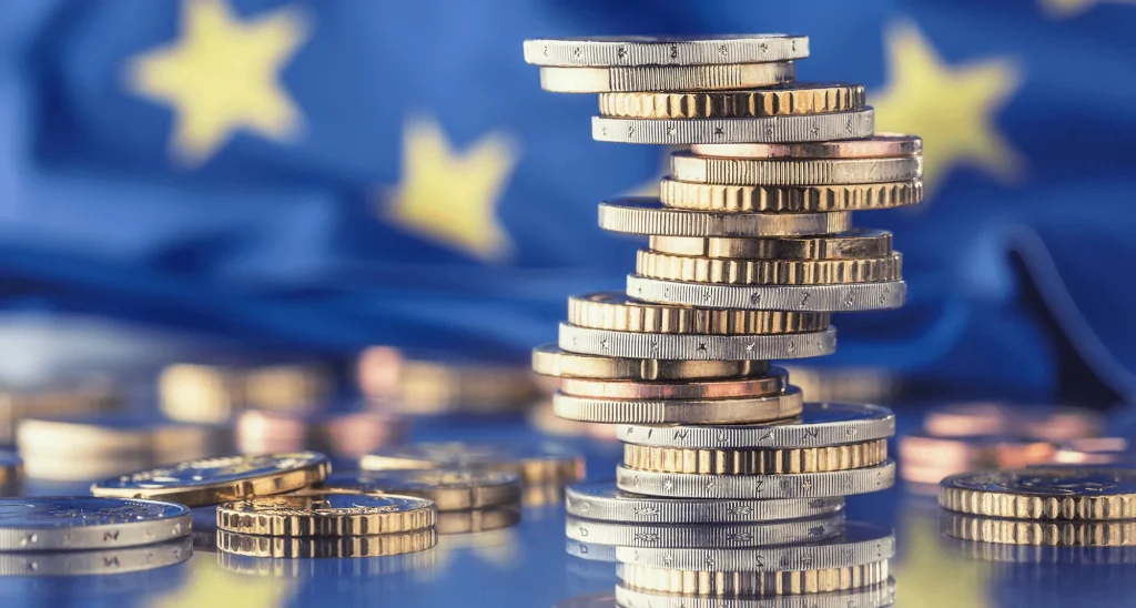 Το «κόλπο» για να μην χαθούν οι αδιάθετοι πόροι του Ταμείου Ανάκαμψης – Περνάνε στην Αναπτυξιακή Τράπεζα