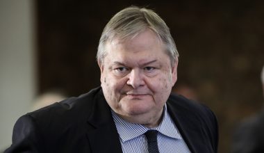 Σαν σήμερα το 2011 ο Ε.Βενιζέλος μας επέβαλε ισοβίως τον ΕΝΦΙΑ – Να μην το ξεχνάμε αυτό