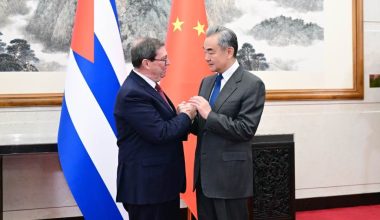 Η Κίνα στηρίζει την Κούβα εν μέσω εντάσεων με τις ΗΠΑ