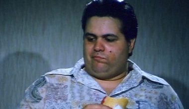 Κ.Μακέδος: Καθηλωμένος σε καρέκλα ο γνωστός ηθοποιός – Η εξομολόγηση για τη «μάχη» που δίνει με την παχυσαρκία