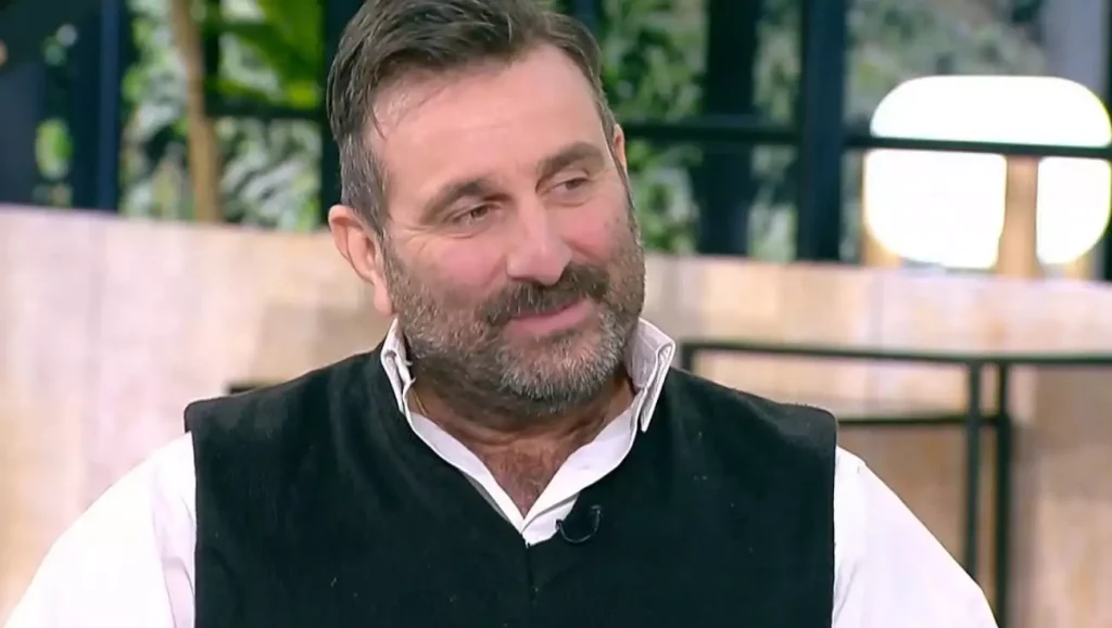 Η.Βαλάσης: «Αν βγω γυμνός στον δρόμο δεν θα ενοχληθεί κανείς αλλά θα τον πειράξει αν κάνω τον σταυρό μου»