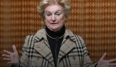 Το μοναδικό ρεκόρ Γκίνες που κατάφερε 90χρονη καθηγήτρια Αγγλικών