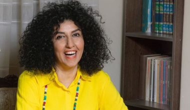 Ιράν: Ποινή κάθειρξης έξι ετών στην κάτοχο του Νόμπελ Ειρήνης Ναργκίς Μοχαμαντί