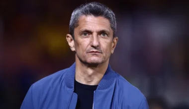 Απογοητευμένος ο Ρ.Λουτσέσκου για το Άρης – ΠΑΟΚ: «Είχαμε μεγάλες ευκαιρίες να κερδίσουμε»