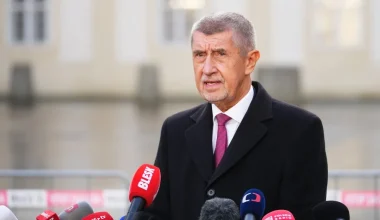 Πρωθυπουργός Τσεχίας: «Το 2022 όταν η ειρήνη Ρωσίας – Ουκρανίας είχε σχεδόν επιτευχθεί ο Μ.Τζόνσον τη “χάλασε”»