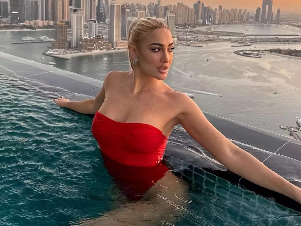 Νέο βίντεο της Ι.Τούνη από την Σαουδική Αραβία: «Το παίζω της υψηλής κοινωνίας αλλά κατάγομαι από τις Σέρρες»