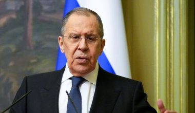 Σ.Λαβρόφ: Το σκάνδαλο Επστάιν αποκάλυψε τις σατανιστικές καταβολές των δυτικών ελίτ