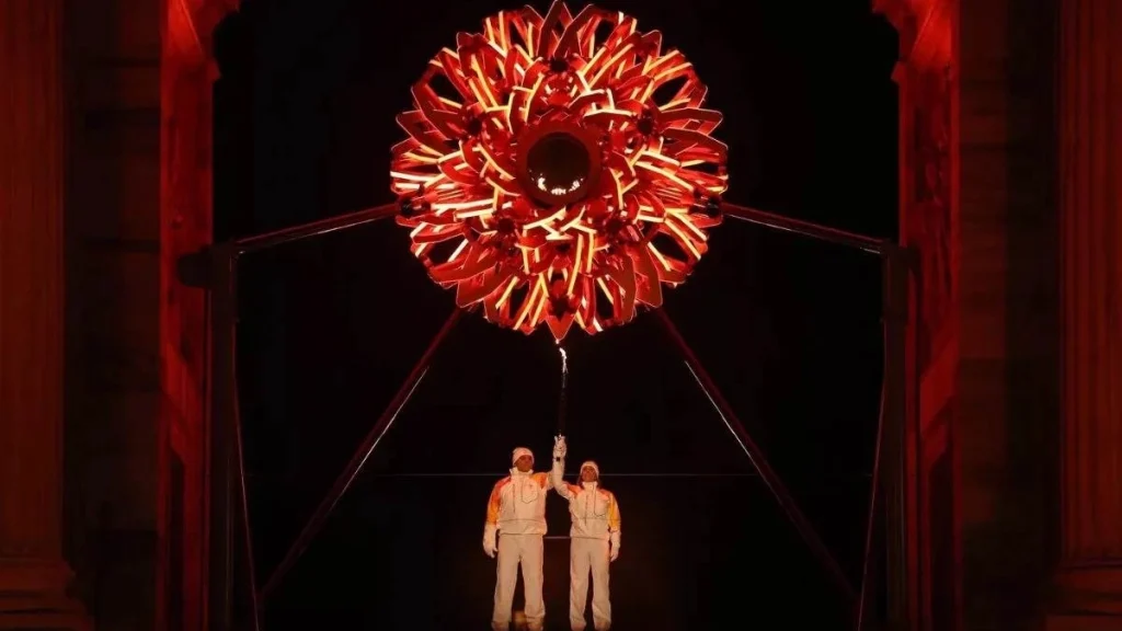 Οι βωμοί που παρουσιάστηκαν στην τελετή έναρξης των Ολυμπιακών Αγώνων προκάλεσαν το θρησκευτικό συναίσθημα