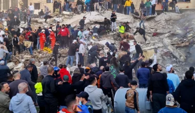 Λίβανος: Τουλάχιστον 9 νεκροί από κατάρρευση παλιού κτιρίου στην Τρίπολη – Συνεχίζονται οι έρευνες