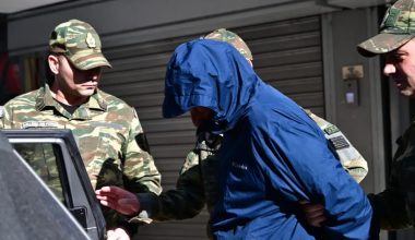 Υπόθεση κατασκοπείας: Πώς το δεύτερο κινητό «έκαψε» τον σμήναρχο – Αύριο η απολογία του