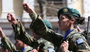 Τούρκος πρύτανης: «Η Ελλάδα δεν έχει καμία σε ένα πόλεμο με την Τουρκία – Δεν έχουν ανθρώπινο δυναμικό»