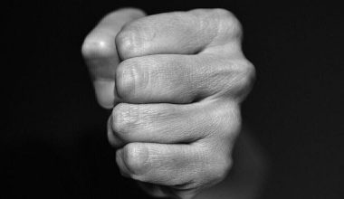 Χανιά: Άγριος ξυλοδαρμός καθηγητή από εξωσχολικό μέσα σε σχολείο