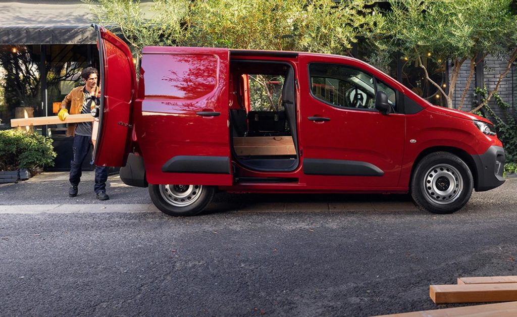 Citroën: Στη HORECA 2026 με τα ë-C3 VAN και Berlingo VAN