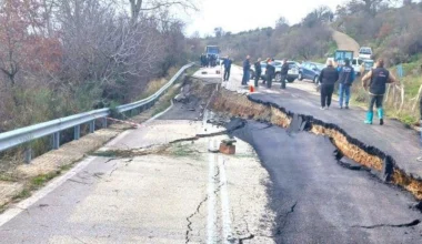 Κλειστή παραμένει η εθνική οδός Πατρών – Τριπόλεως στο ύψος της Δίβρης λόγω της σοβαρής καθίζησης