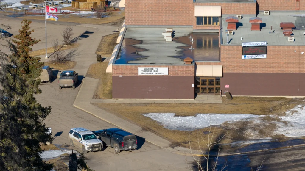 Ένα 18χρονο τρανσέξουαλ άτομο είναι ο δράστης του μακελειού στον Καναδά