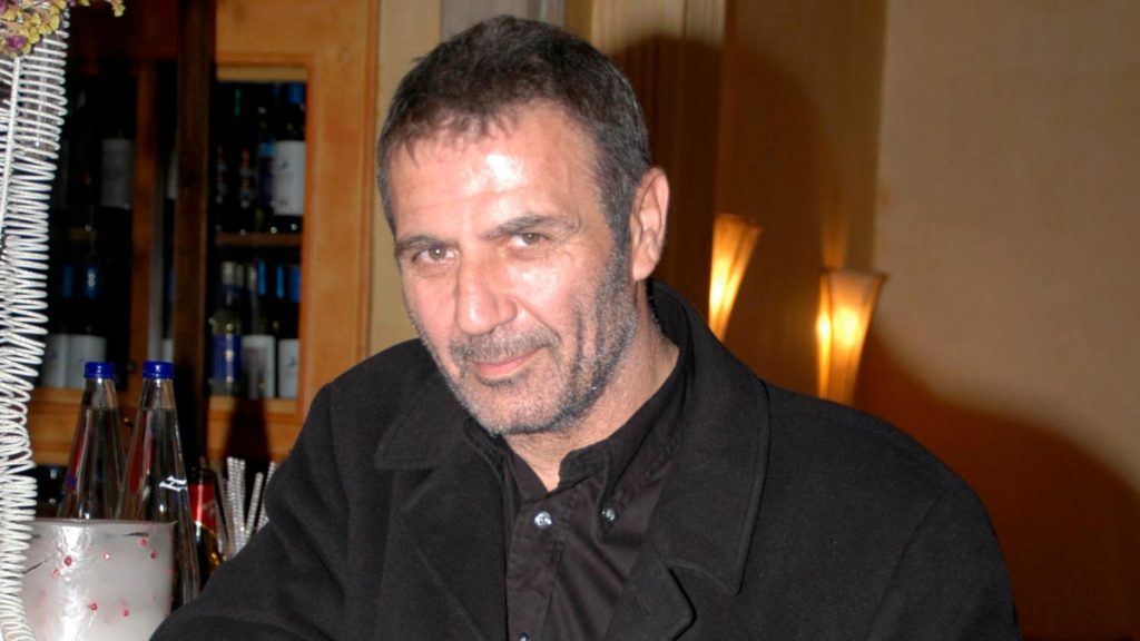 Πλαστή η διαθήκη του ετεροθαλούς αδερφού του Νίκου Σεργιανόπουλου